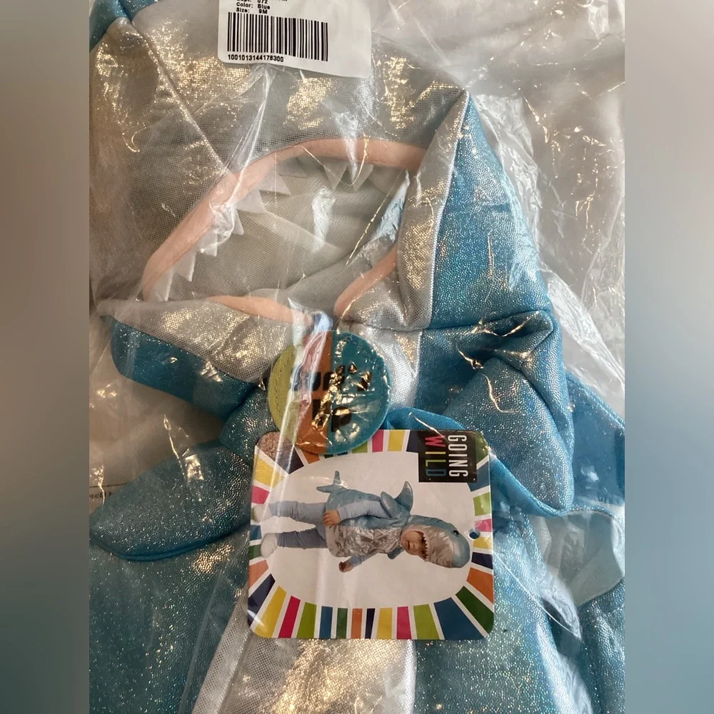 🦈 Infant Halloween Costume Shark Going Wild NEW 6-9 Months